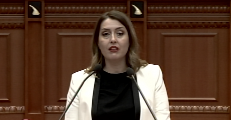 “KEMI DALË NGA ZONA E RRISKUT”/ Manastirliu: Vaksinimi anti-covid në Shqipëri, në të njëjtin ritëm si…