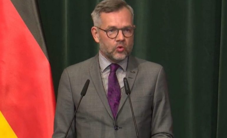URON RAMËN/ Ministri gjerman Roth: Arriti shumicë të qartë në zgjedhje, opozita dhe qeveria të…