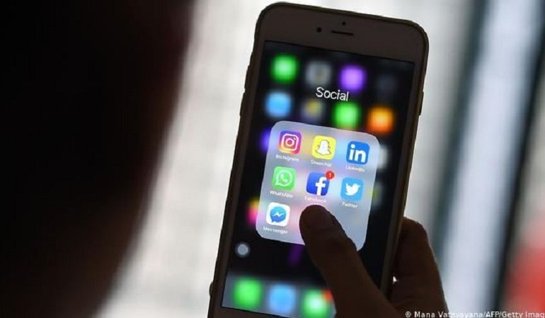 ANALIZA/ Si bëjnë reklamë shërbimet sekrete në rrjetet sociale
