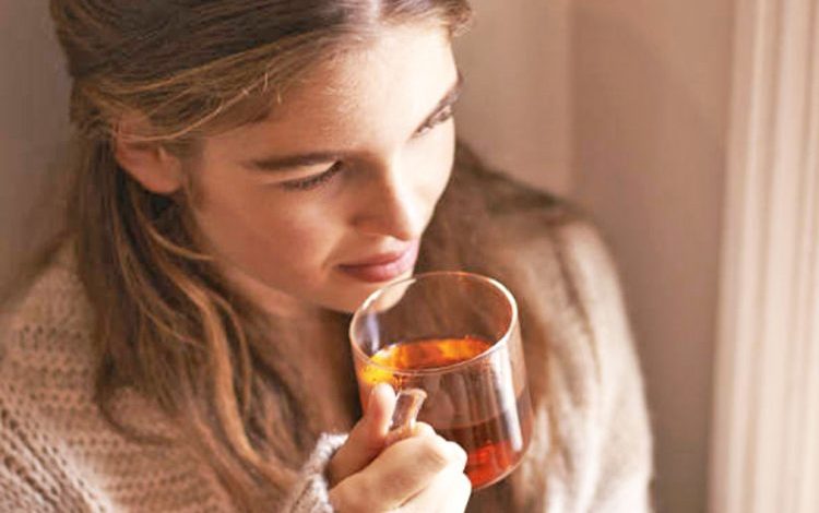 STUDIMI: Njerëzit që pijnë çaj çdo ditë kanë një zemër më të shëndetshme