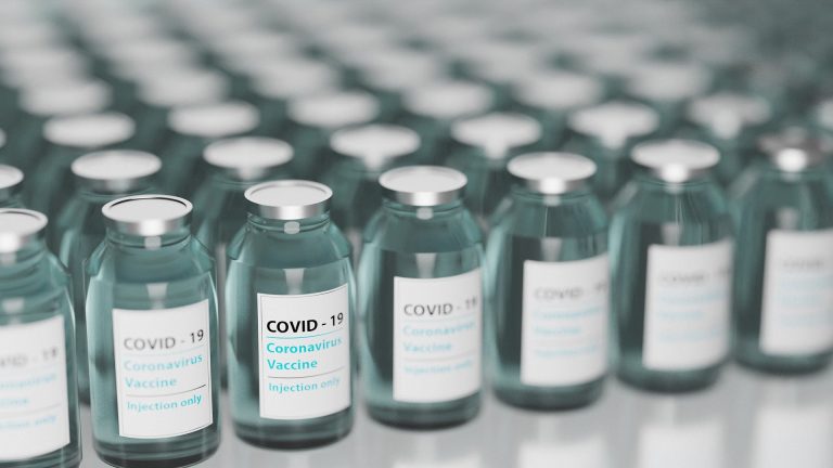 COVID-19/ BE: 10 miliardë doza vaksine në 2021-n