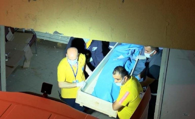 SHERR MES DY GRUPEVE NË STAMBOLL/ Goditet me thikë për vdekje i riu shqiptar dhe plagoset…