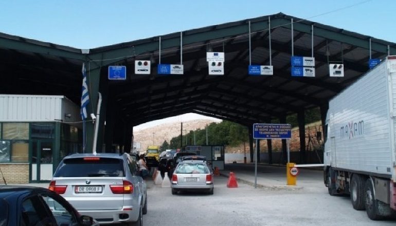 NJOFTIMI/ Mbyllet deri më 3 korrik dogana e Kapshticës, nuk lejohet dalja nga Shqipëria dhe hyrja drejt…
