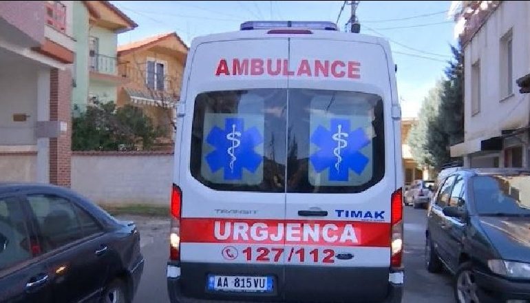 TRAGJEDI NË LIBRAZHD/ Krim brenda familjes. Burri VRET me sopatë gruan dhe më pas veten