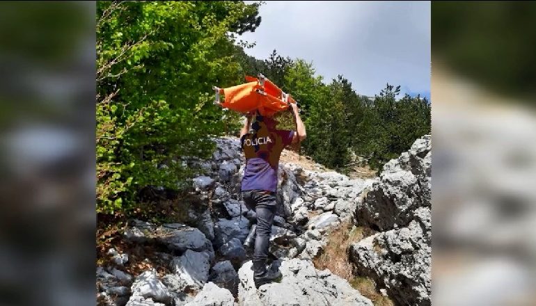 U RRËZUA NË NJË ZONË TË THEPISUR NË THETH/ Turistja polake gjendet nga policia dhe niset me helikopter drejt Tiranës