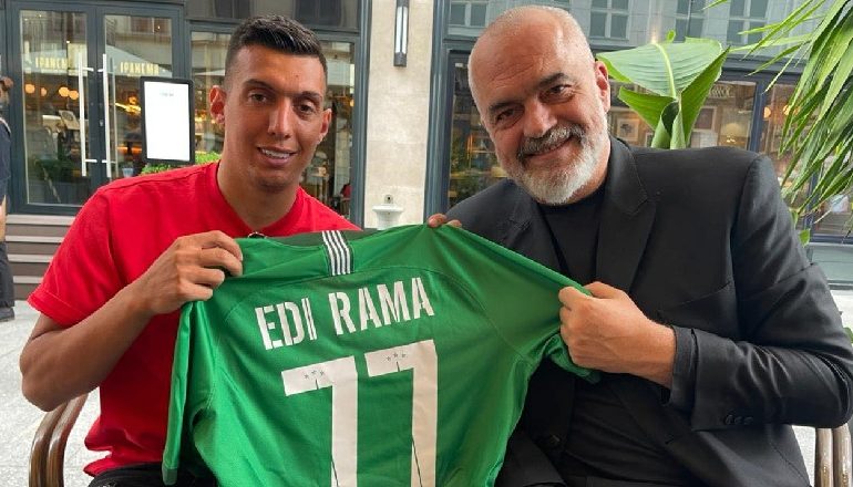 FOTOLAJM/ Rama takon Uzunin në Hungari: Më këtë shqipon që guxoi t’i bënte gol Juves në Champions! Qenka…
