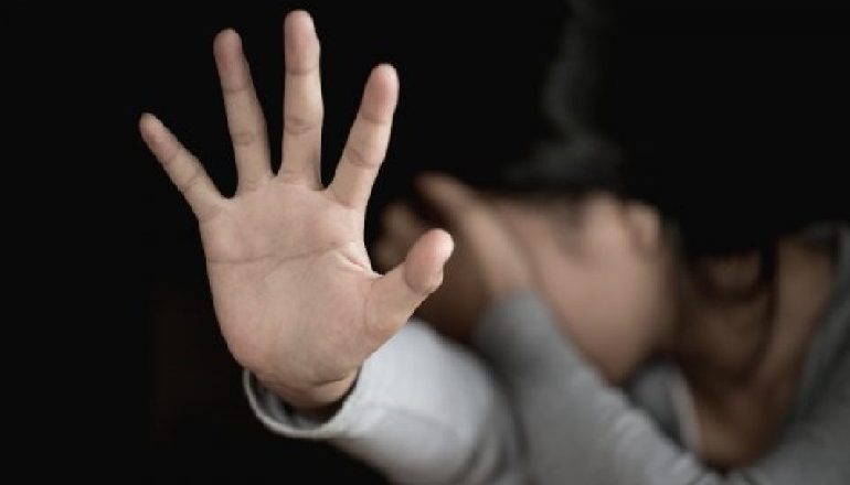 ARRESTOHET 61-VJEÇARI NË GJIROKASTËR/ Dyshohet se ka ngacmuar seksualisht tri vajza të mitura