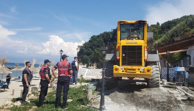 AKSIONI NË DURRËS/ Shembja e ndërtimeve pa leje, 1 në pranga. Në kerkim gruaja që…
