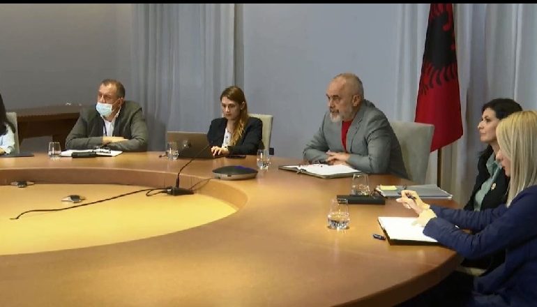 “DO KRIJOJMË…”/ Rama interesohet për juristen nga Londra dëshiron të kontribuoj në fushën arbitrazhit dhe Avokaturës së Shtetit