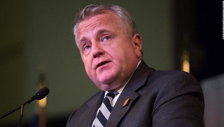 DY MUAJ PAS LARGIMIT NGA POSTI/ Ambasadori amerikan kthehet në Rusi këtë javë