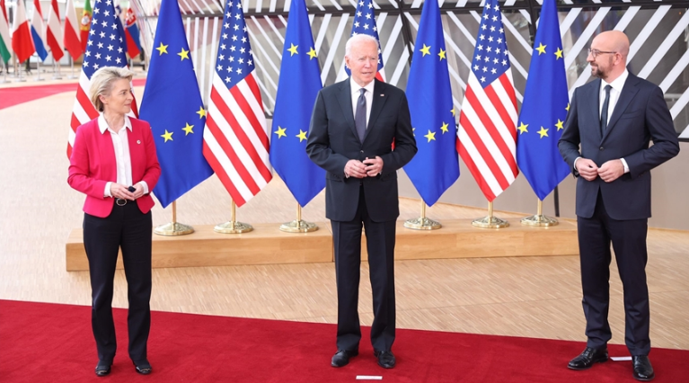 “AMERIKA ËSHTË KTHYER…”/ Fillon në Bruksel samiti BE-SHBA