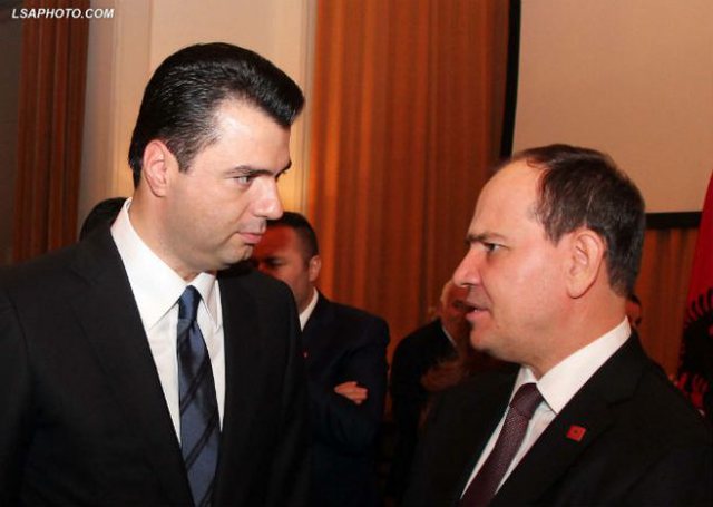 PD 3 MANDATE NË OPOZITË/ Nishani i kthehet Bashës: Duhet lidership i ri, s’ka…