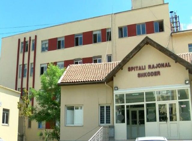 NDODH EDHE KJO NË SHKODËR/ Nën efektin e drogës, i riu dhunon stafin e spitalit