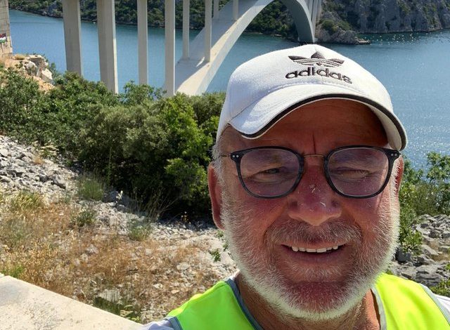 UDHËTOI NGA GJERMANIA NË SHQIPËRI ME BIÇIKLETË/ 60-vjeçari: Kam kaluar vetëm tortura (FOTOT)