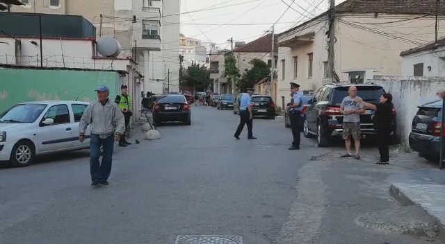 E RËNDË/ Aksidentohet kalimtarja në Durrës, shoferi largohet. Ja çfarë panë dëshmitarët