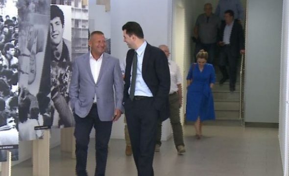 “S’KAM KONTAKTE…”/ Ndoka zbulon përçarjen në PD: Basha bën si protagonist, s’di të ndërtojë…