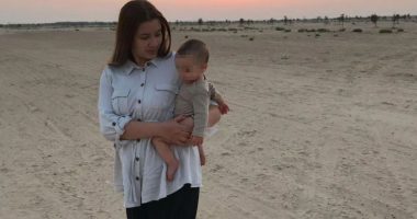 U MBYT NGA BASHKËSHORTI/ Nëna e Caroline merr kujdestarinë e vajzës së vogël