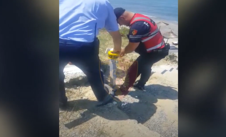PAMJET/ Aksioni për lirimin e hapësirave publike në bregdet, dy të arrestuar në Durrës