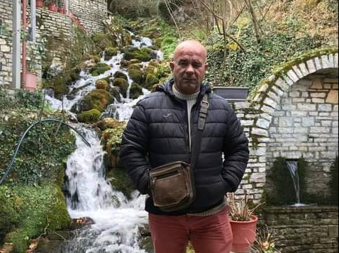 DALIN PAMJET/ Shkallët e lyera me gjak, biznesmeni në Tepelenë u qëllua në derë të shtëpisë