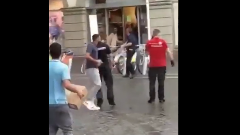 DEL VIDEO/ Burri me ngjyrë bën “kërdinë” në Gjermani, vret me thikë 3 persona e plagos 6 të tjerë