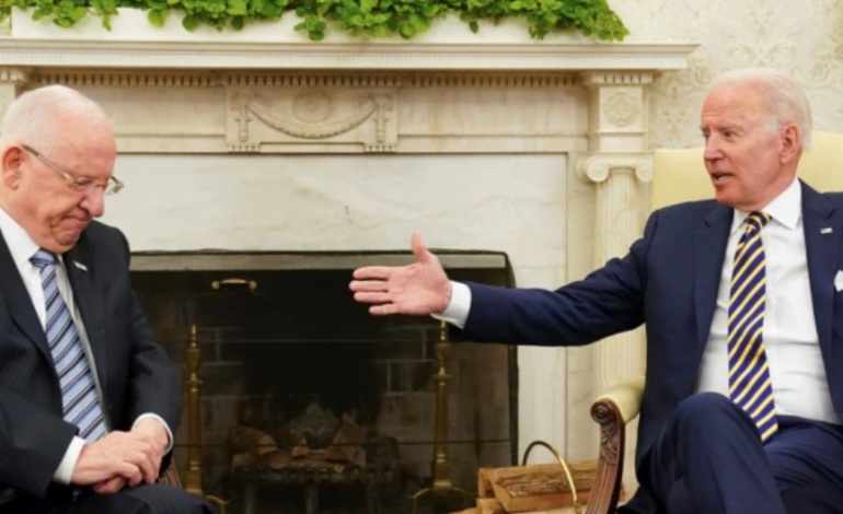 “NËN VËMËNDJEN TIME…”/ Biden siguron Izraelin se Irani nuk do të ketë armë bërthamore
