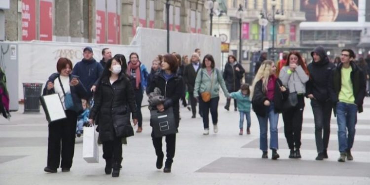 “ËSHTË…”/ Kina goditet nga një virus tjetër, konfirmohet infektimi i një personi me një variant të ri