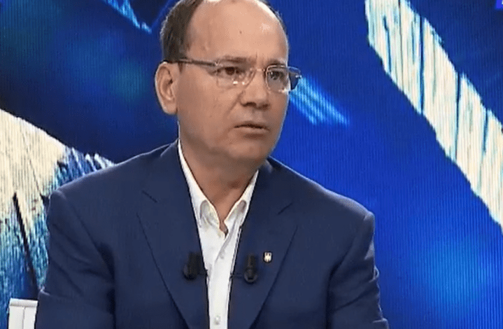 ZGJEDHJET NË PD/ Nishani: 50% e anëtarësisë është zhdukur brenda 3 muajsh. Basha po bën maskaradë…
