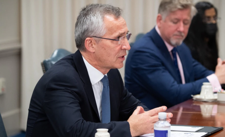 “NE DUHET TË BALLAFAQOHEMI ME REALITETIN”/ Shefi i NATO-s pranon se tërheqja nga Afganistani ka rreziqe