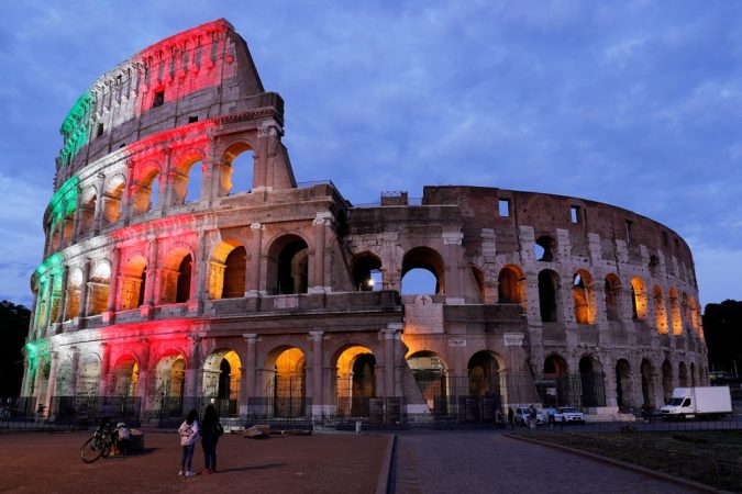 COVID-19 NË ITALI/ Rritet numri i infektimeve, regjistrohen 77 viktima gjatë 24 orëve të fundit