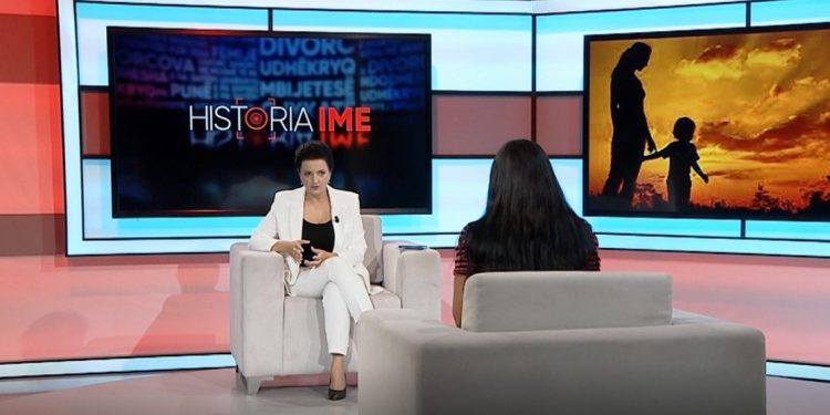 E RËNDË/ Vjehrra nga Durrësi kërcënon nusen shtatzanë: Do të ta çaj barkun e do ta nxjerr fëmijën