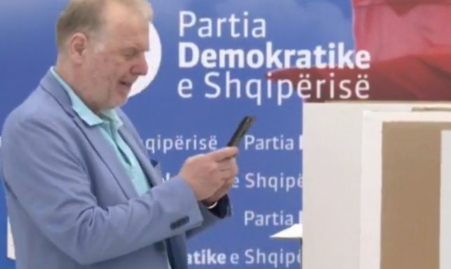 PASI FOTOGRAFOI VOTËN NË ZGJEDHJET E PD/ Ja si justifikohet Genc Pollo: Nuk di të…