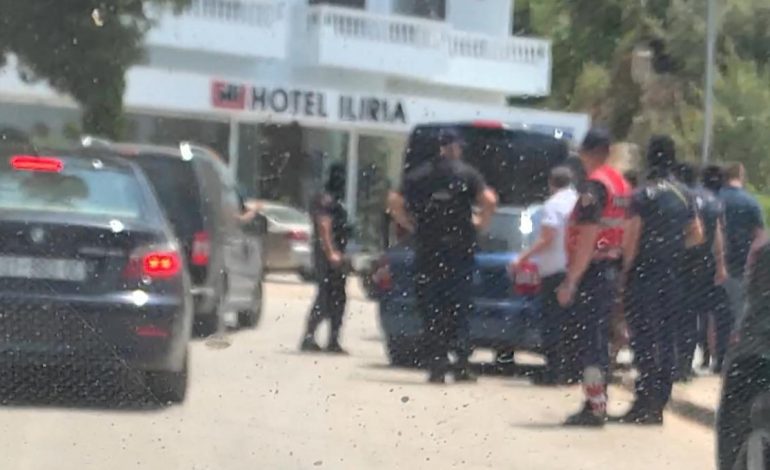 ATENTATI NDAJ BIZNESMENIT NË SARANDË/ Me maska dhe të armatosur, FNSH kontrolle në Sarandë (FOTO)