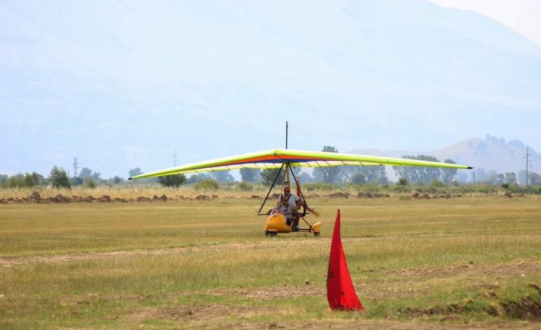 RIAKTIVIZOHET AEROPORTI/ Pas 30 vitesh avionë sportiv fluturojnë mbi Gjirokastër