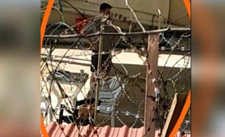 “SI TË JESH NË SHTËPI”/ Del FOTO e parë e vrasësit të Caroline nga brenda burgut. Piloti merr vizitën e parë në qeli