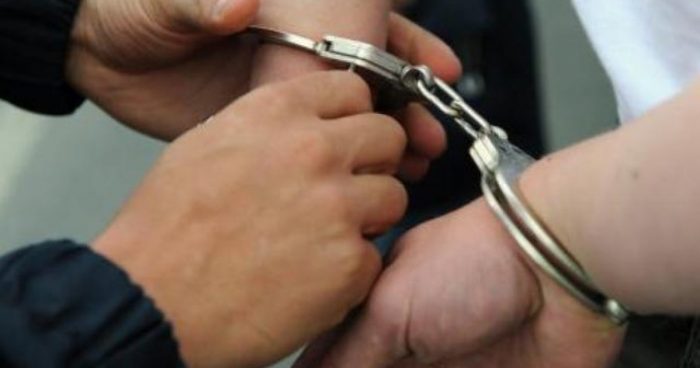 VDEKJA E ELEKTRICISTIT NË GJIROKASTËR/ Arrestohet drejtuesi i punimeve të OSSH-së, nën hetim një operator për falsifikim dokumentesh