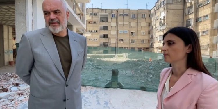 NË DURRËS/ Rama: Riparimi i pallateve me dëmtime të rënda, drejt përfundimit