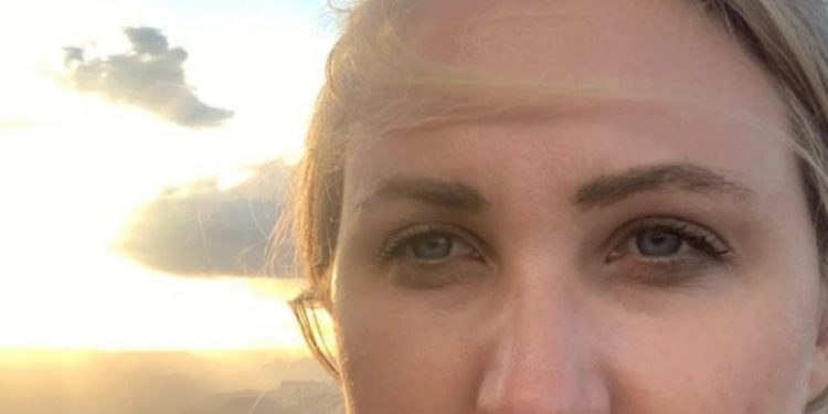 “JAM ME NJË TË PANJOHUR, SHPRESOJ QË…”/ Mesazhi i fundit me nënën, gjendet e vdekur 34-vjeçarja