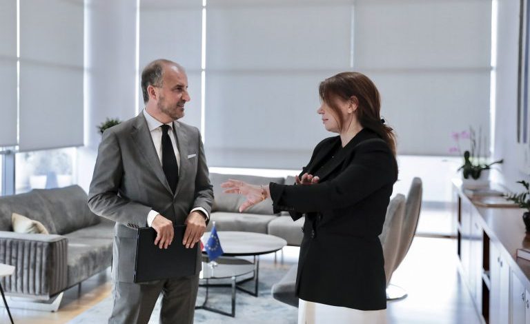 TAKIM ME KRYETAREN E KLGJ/ Ambasadori Soreca: Efikasiteti, fjala kyçe në këtë fazë të re të Reformës në Drejtësi