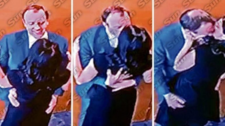 DEL VIDEO E PLOTË/ Ja momenti kur ministri Britanik kapet mat duke u puthur me asistenten