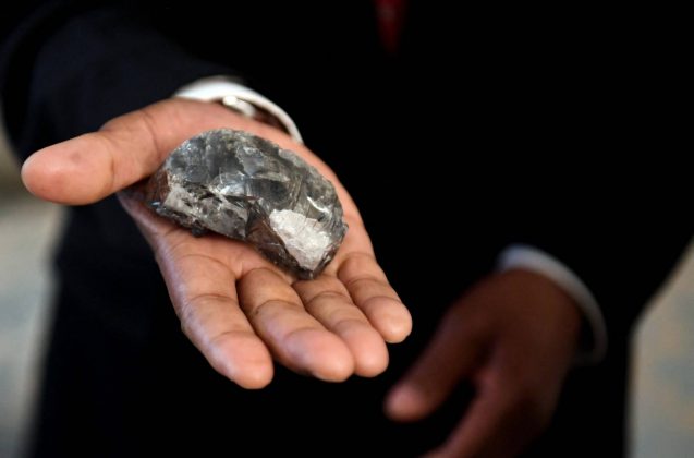 GURI I ÇMUAR 1174 KARAT/ Gjendet në Botsvana diamanti i tretë më i madh në botë