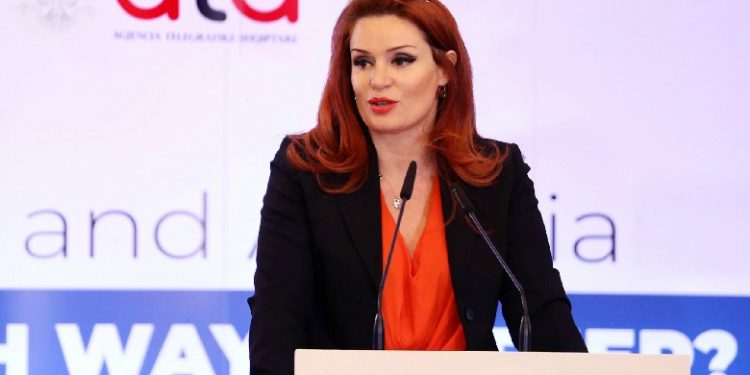 83 VOTA PRO/ Parlamenti zgjedh Armela Krasniqin si kryetaren e re të AMA-s