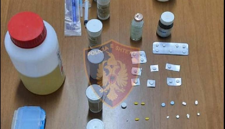 SHISHE DROGE NË LOKALET NË BLLOK E PORCELAN/ Arrestohet 24-vjeçarja! Sekuestrohen heroinë…