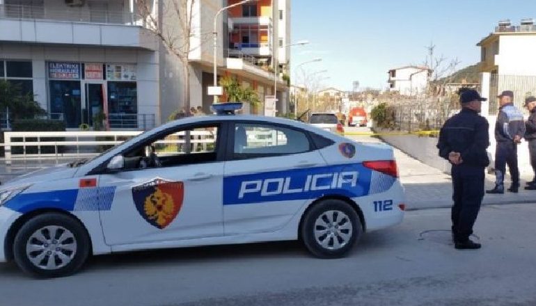“MË JEP LEKË…”/ Arrestohet i riu në Tiranë, kërcënoi një person për t’i marrë para
