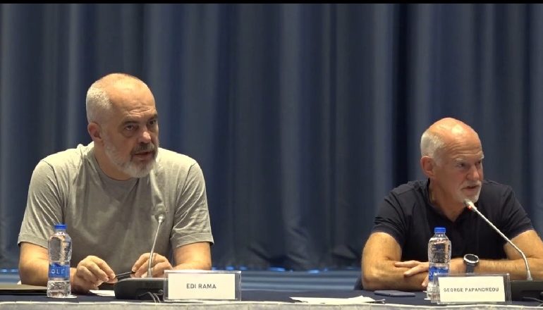 “TË ELIMINOJMË KORRUPSIONIN”/ Rama: Jemi në fazën e fundit të finalizimit të shërbimeve plotësisht online
