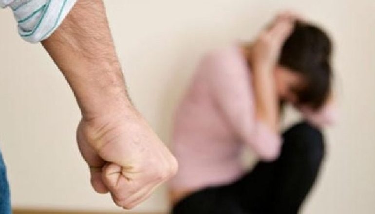E RËNDË NË TIRANË/ Dhunë mes çiftit të të huajve, italiani bën për në spital gruan zvicerane