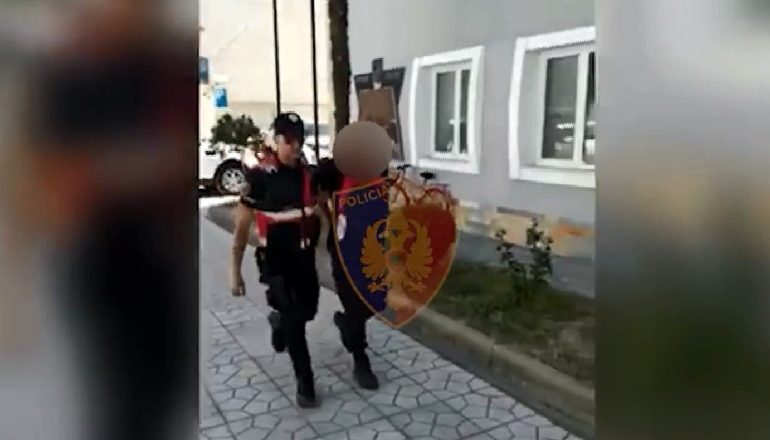 3 NË PRANGA DHE 2 NË KËRKIM NË VLORË/ Akuzohen për kultivim droge! Sekuestrohet…