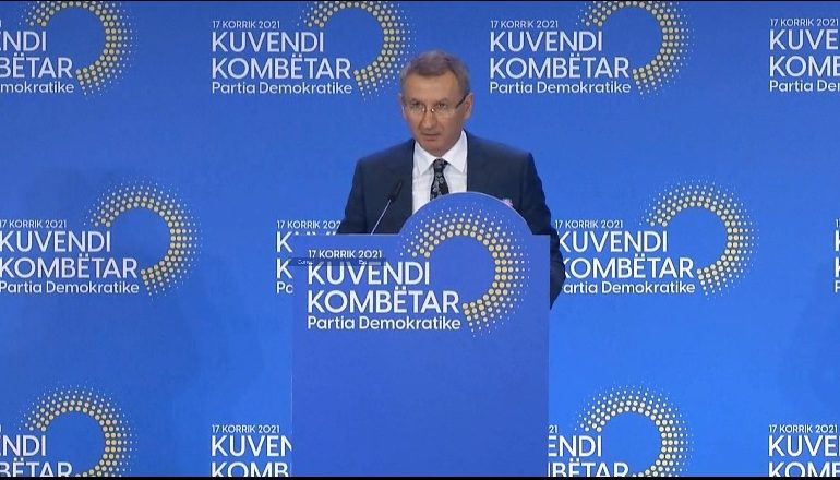 BASHA IKËN PARA KOHE NGA KUVENDI PD/ Ironia Kadillit: Shpresoj që mos ketë pasur nevojë për GJUMË!