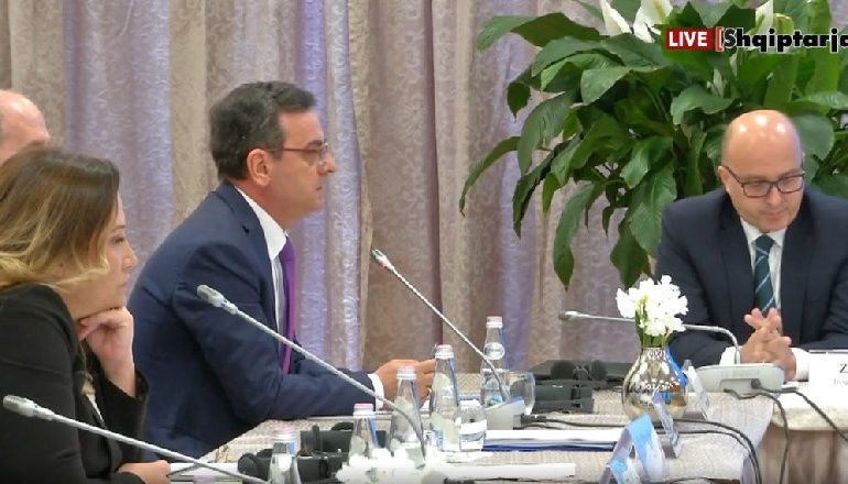“PUNA NË GJYKATËN E LARTË…”/ Sadushi: Duhen më shumë këshilltarë dhe ndihmës ligjorë se gjyqtarë që drejtësia të jetë më efikase