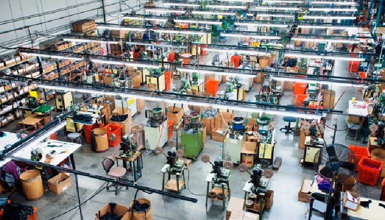 MBI 46 MIJË BIZNESE KËRKOJNË PUNËTORË/ Industria përpunuese vuan më shumë për punëtorë