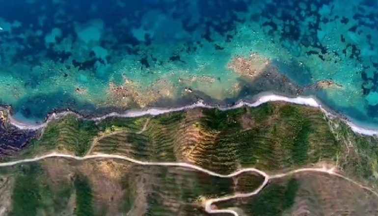 PUBLIKON PAMJET NGA BREGDETI I DURRËSIT/ Rama: Nga shtigjet natyrore në plazhet shkëmbore (VIDEO)